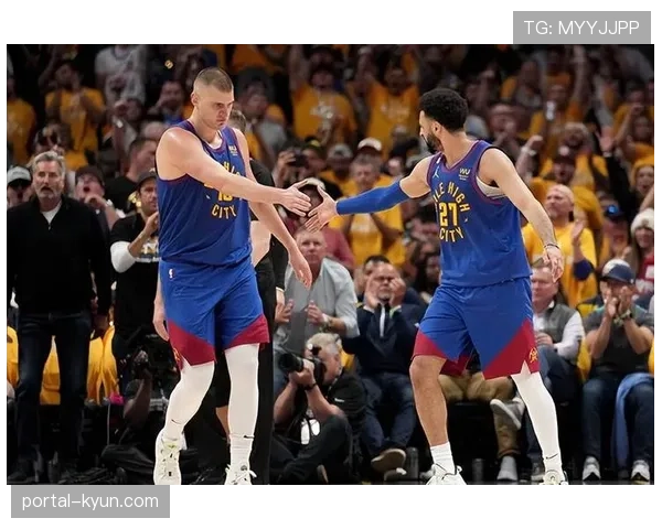 巴黎进攻模板解析：肋部撕裂与高位反抢二次进攻